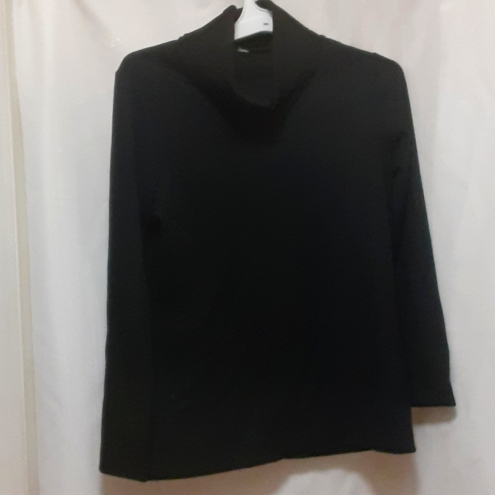 Black Long Sleeve Turtleneck